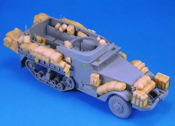 1/35 WWII Supply Vehicle, Resin Model Vehicle Kit, Unassembled and Unpainted
