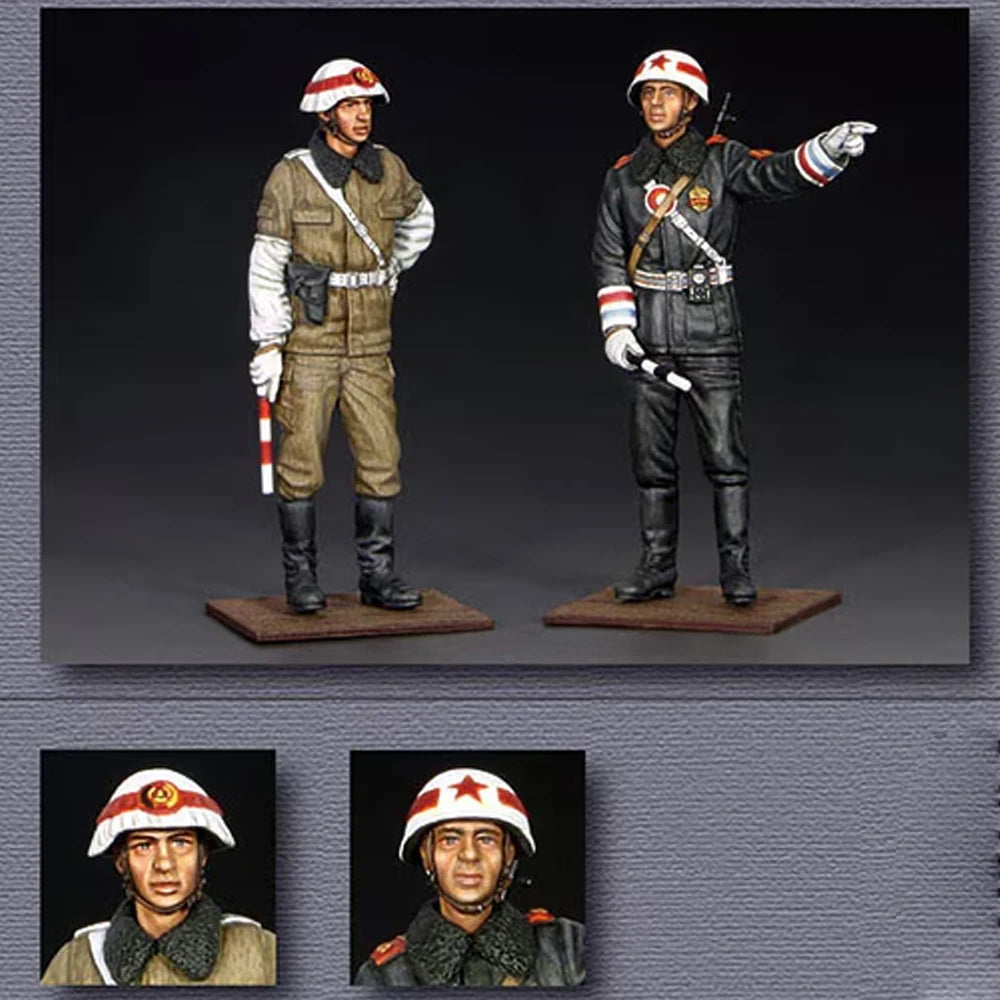 1/35 Vietnam War NVA Military Police, 2 Figures, Resin Model Figure Kit, Unassembled and Unpainted