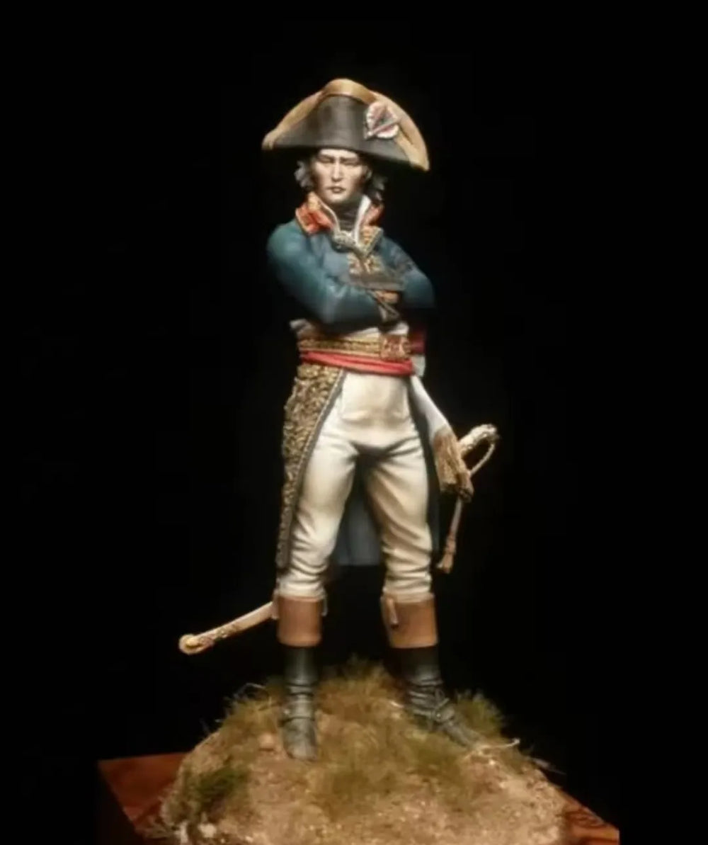 1/24 Napoleonic French Officer with Saber, Resin Model Figure Kit, Unassembled and Unpainted