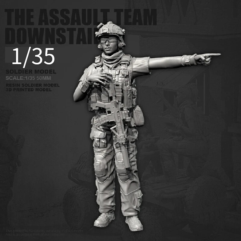1/35 Modern Female Tactical Operator Pointing, Resin Model Figure Kit, Unassembled and Unpainted