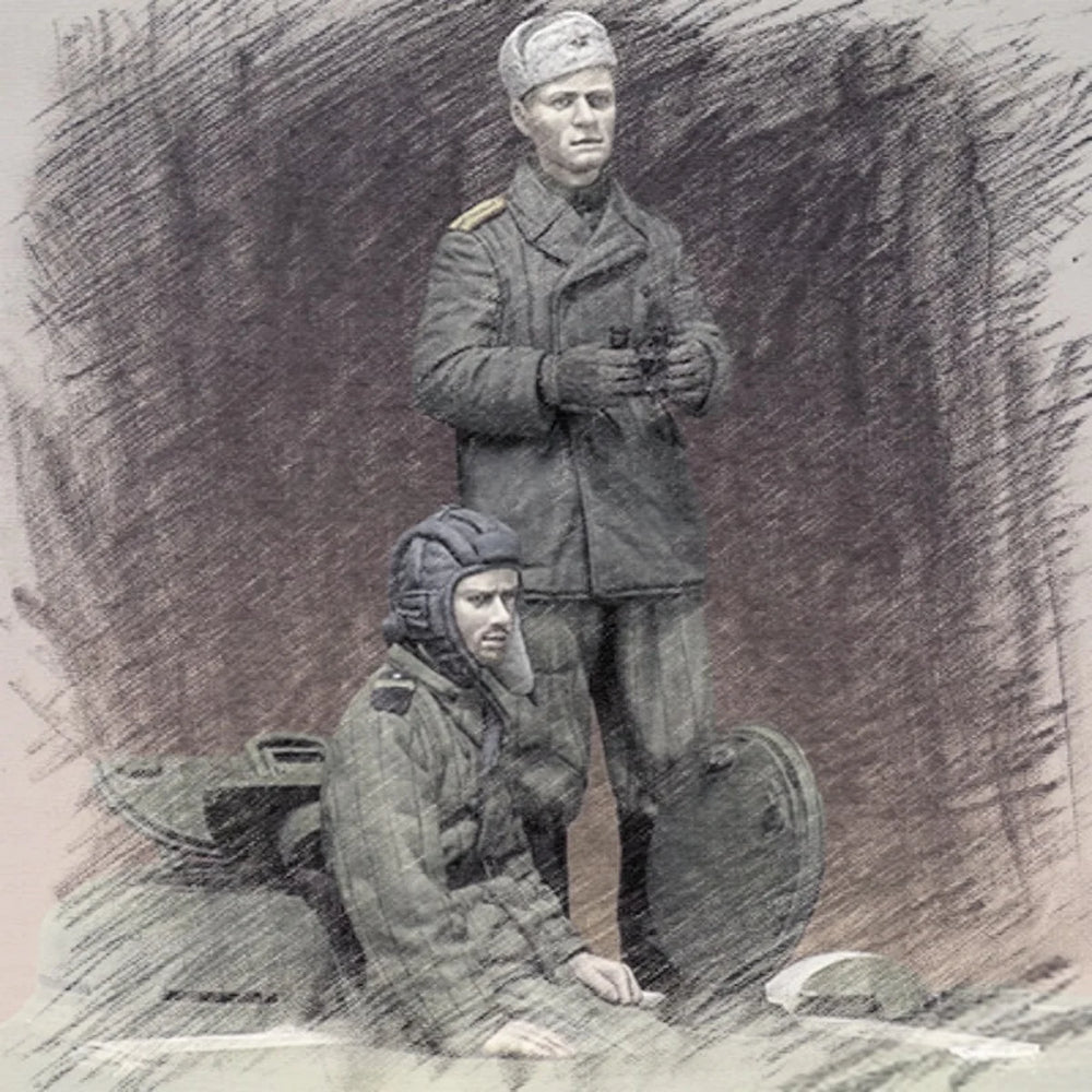 1/35 WWII Soviet Tank Crew Winter Uniforms, 2 Figures, Resin Model Figure Kit, Unassembled and Unpainted