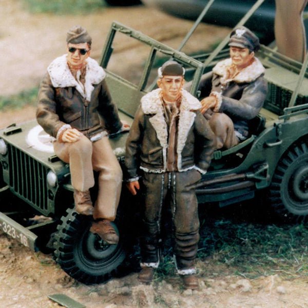 1/48 WWII US Army Pilots with Jeep, 3 Figures, Resin Model Diorama Kit, Unassembled and Unpainted