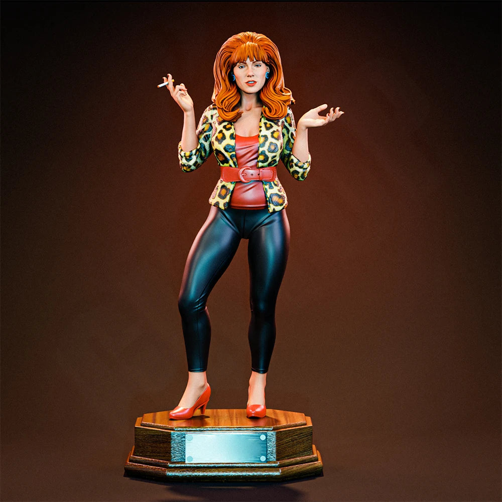 1/24 Retro Woman in Leopard Print, Resin Model Figure Kit, Unassembled and Unpainted