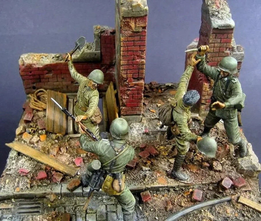 1/35 WWII Soviet Infantry Storming Fortified Building, 4 Figures, Resin Model Diorama Kit, Unassembled and Unpainted