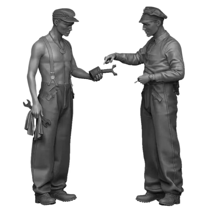 1/35 WWII German Officer Inspecting Mechanic, 2 Figures, Resin Model Figure Kit, Unassembled and Unpainted