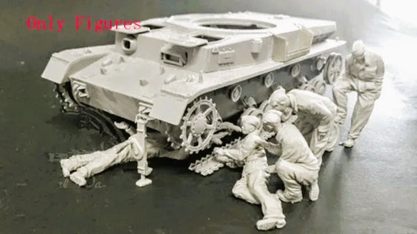 1/35 WWII German Infantry Squad in Assault, 2 Figures, Resin Model Figure Kit, Unassembled and Unpainted