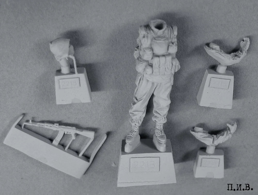 1/35 Modern Russian GRU Special Forces, Resin Model Figure Kit, Unassembled and Unpainted