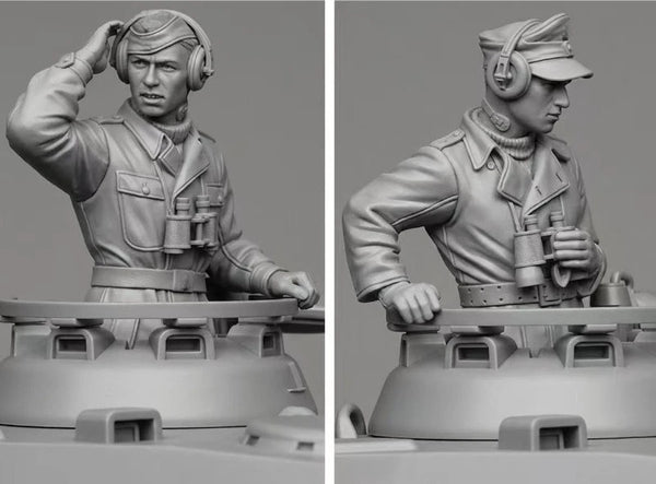 1/35 WWII German Panzer Radio Operator with Headset, Resin Model Figure Kit, Unassembled and Unpainted