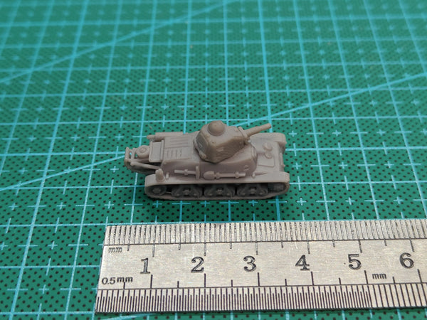 1/144 WWII Hotchkiss H39 Light Tank, Resin Model Vehicle Kit, Unassembled and Unpainted