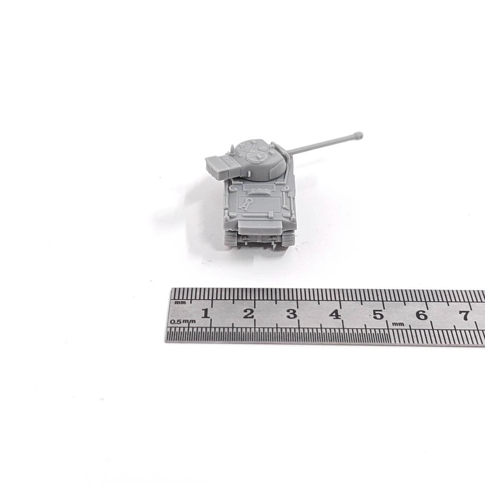 1/144 WWII Sherman Firefly, Resin Model Vehicle Kit, Unassembled and Unpainted
