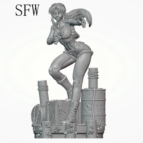 1/24 Warrior with Wrench, Resin Model Figure Kit, Fantasy Theme, Unassembled and Unpainted