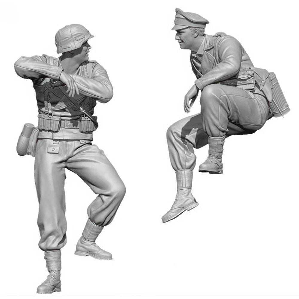 1/35 WWI Crew Soldiers, 2 Figures, Resin Model Figure Kit, Unassembled and Unpainted