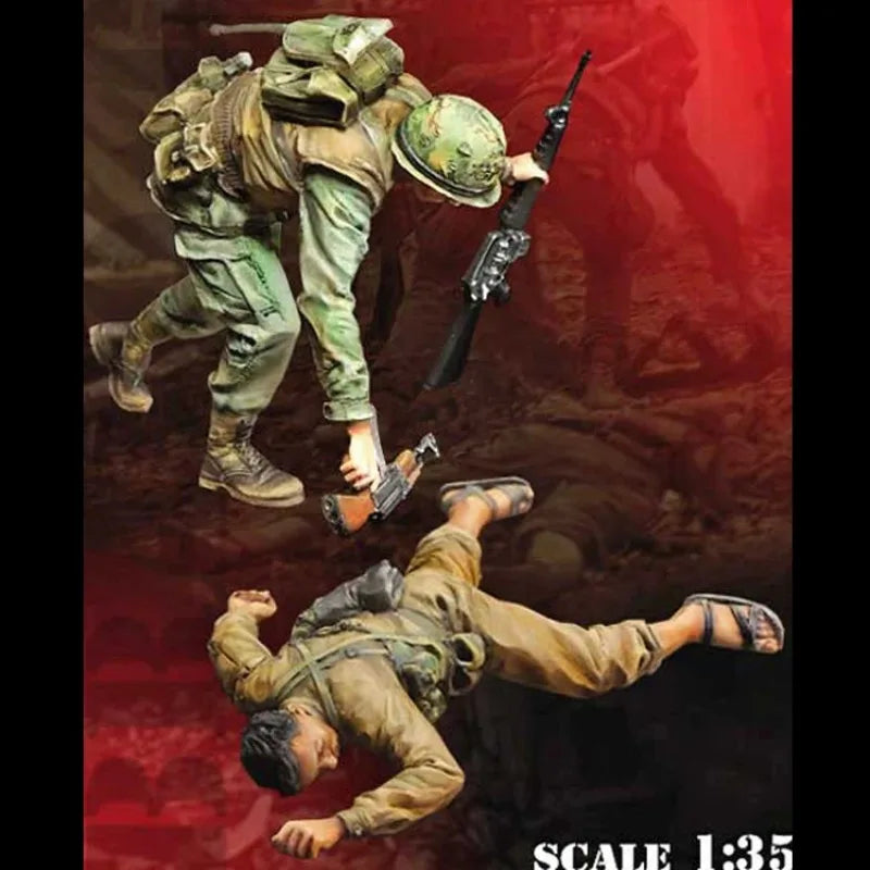 1/35 Modern USMC Rifleman Advancing with Casualty, 2 Figures, Resin Model Figure Kit, Unassembled and Unpainted