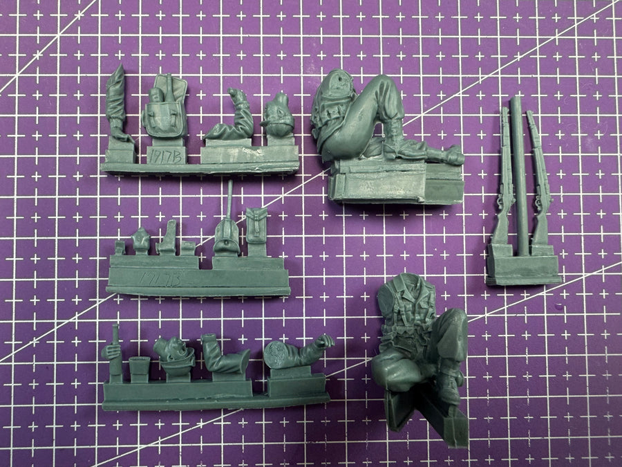 WWII German Tank Crewmen Resting 1/35 Resin Figure Kit - resin model view 2