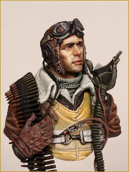 1/10 Aviator with Ammo Bandoliers, Resin Model Bust Kit, Sci-Fi Theme, Unassembled and Unpainted
