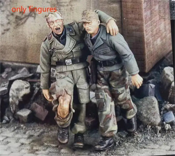 1/35 WWII German Infantry Conferring, 2 Figures, Resin Model Figure Kit, Unassembled and Unpainted