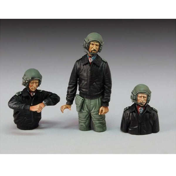 1/35 WWII Italian Tank Crew in Black Jackets, 3 Figures, Resin Model Figure Kit, Unassembled and Unpainted