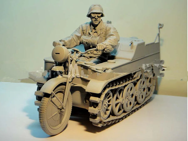 1/16 WWII German Motorcyclist with Sidecar, Resin Model Figure Kit, Unassembled and Unpainted