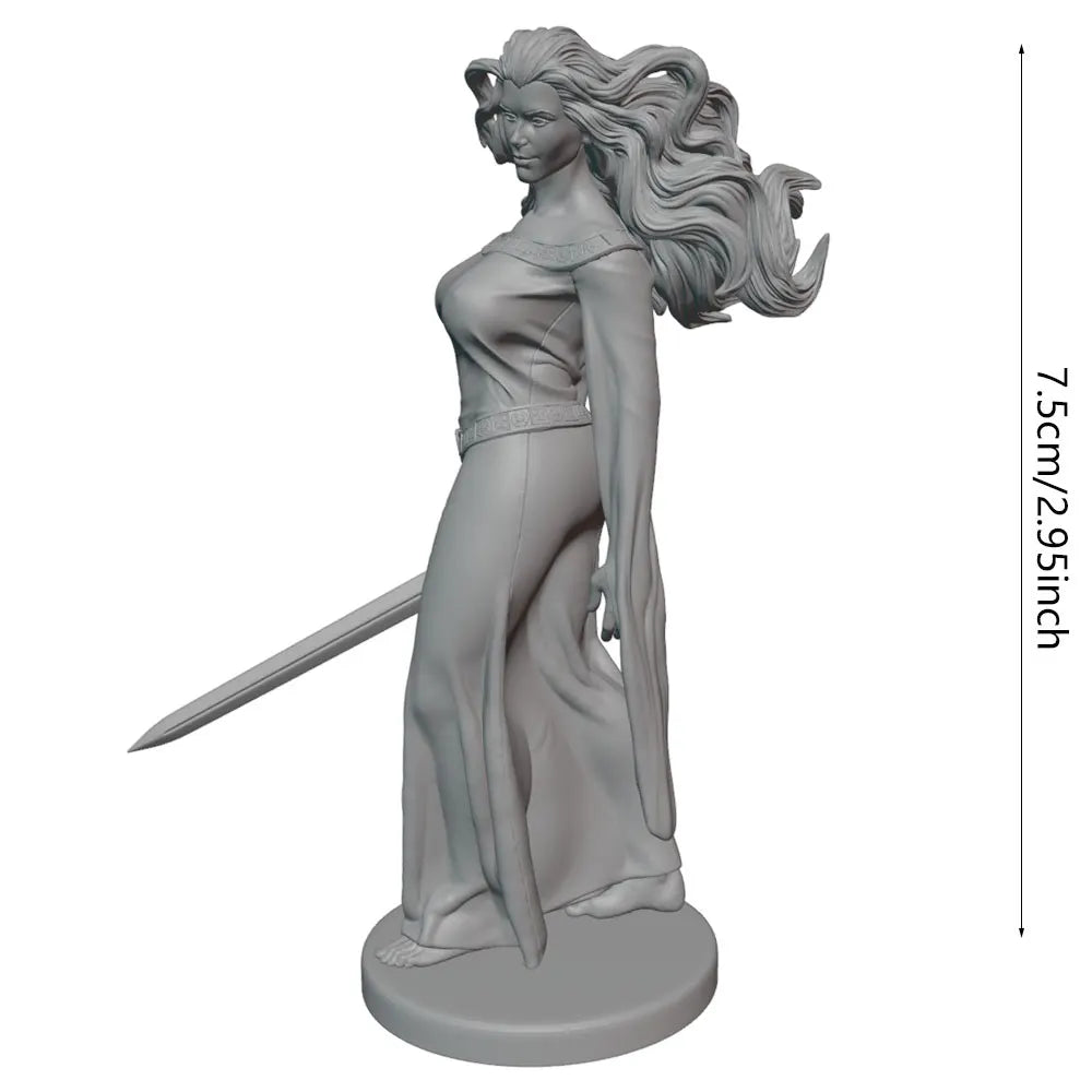 1/24 Female Warrior with Greatsword, Resin Model Figure Kit, Fantasy Theme, Unassembled and Unpainted