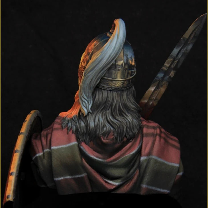 1/10 Medieval Red-Bearded Viking in Horned Helm with Shield, Resin Model Bust Kit, Unassembled and Unpainted