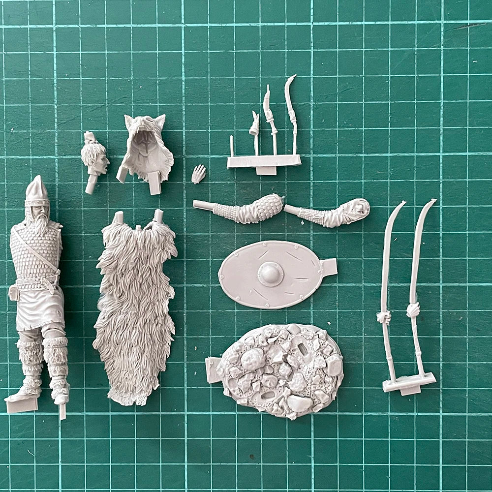 1/24 Medieval Fantasy Barbarian Warrior, Resin Model Figure Kit, Unassembled and Unpainted