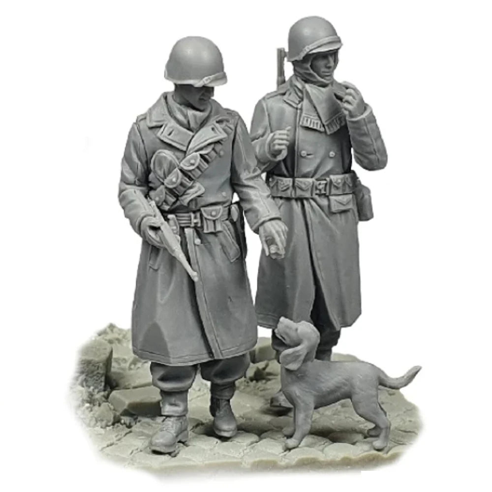 1/35 WWII US Officers with Military Working Dog, 3 Figures, Resin Model Figure Kit, Unassembled and Unpainted