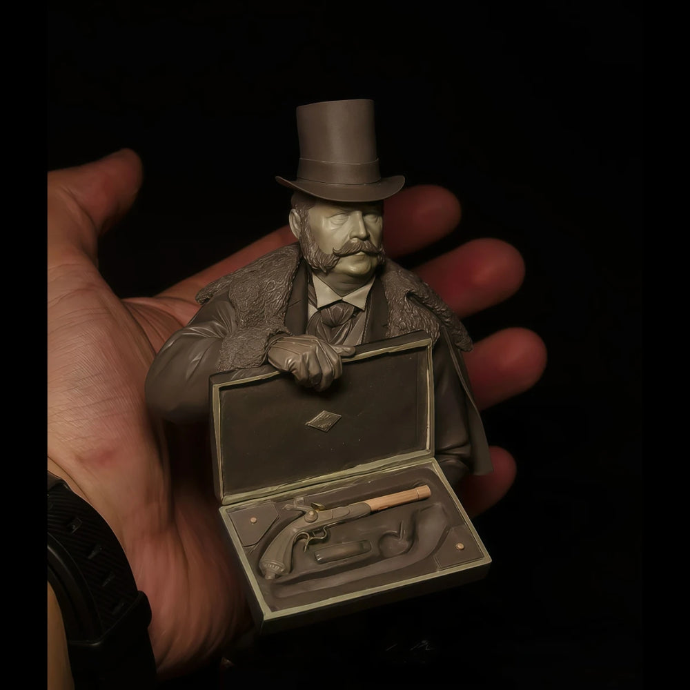 1/10 Historical Gentleman, Resin Model Bust Kit, Historical Theme, Unassembled and Unpainted