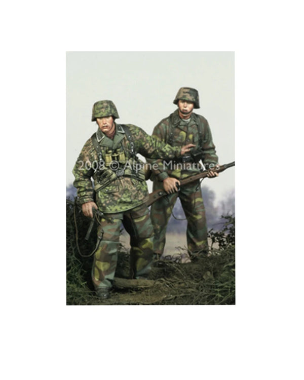 1/35 WWII German Infantry Soldiers, 2 Figures, Resin Model Figure Kit, Unassembled and Unpainted
