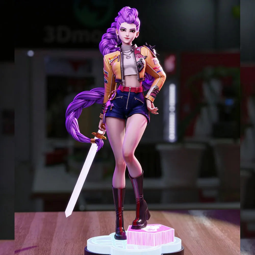 1/24 Purple-Haired Warrior with Curved Sword and Tail, Resin Model Figure Kit, Anime Theme, Unassembled and Unpainted