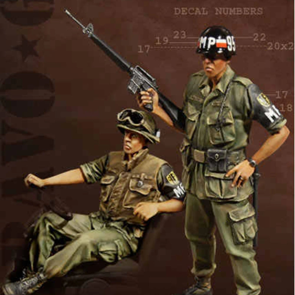 1/35 Vietnam War US Military Police, 4 Figures, Resin Model Figure Kit, Unassembled and Unpainted
