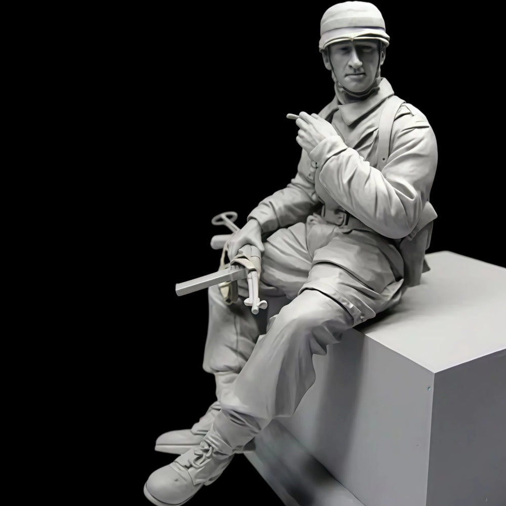 1/16 WWI British Infantry Resting with Rifles, Resin Model Figure Kit, Unassembled and Unpainted