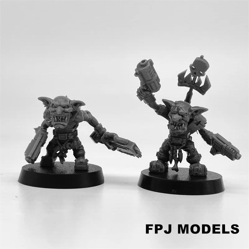 28mm Goblin Berserkers, 14 Figures, Resin Model Figure Kit, Fantasy Theme, Unassembled and Unpainted