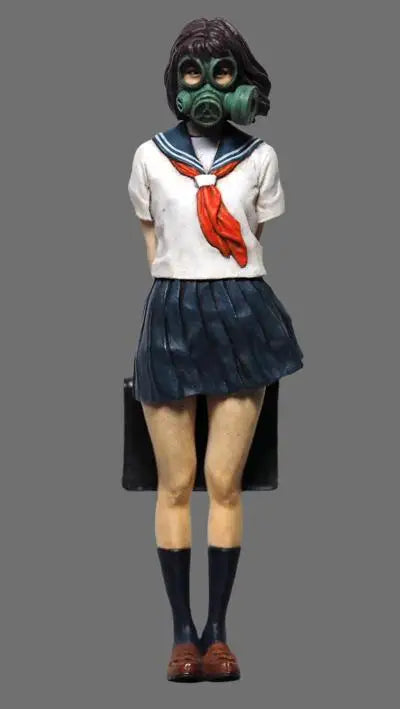 1/35 Modern Anime Schoolgirl with Gas Mask, Resin Model Figure Kit, Unassembled and Unpainted