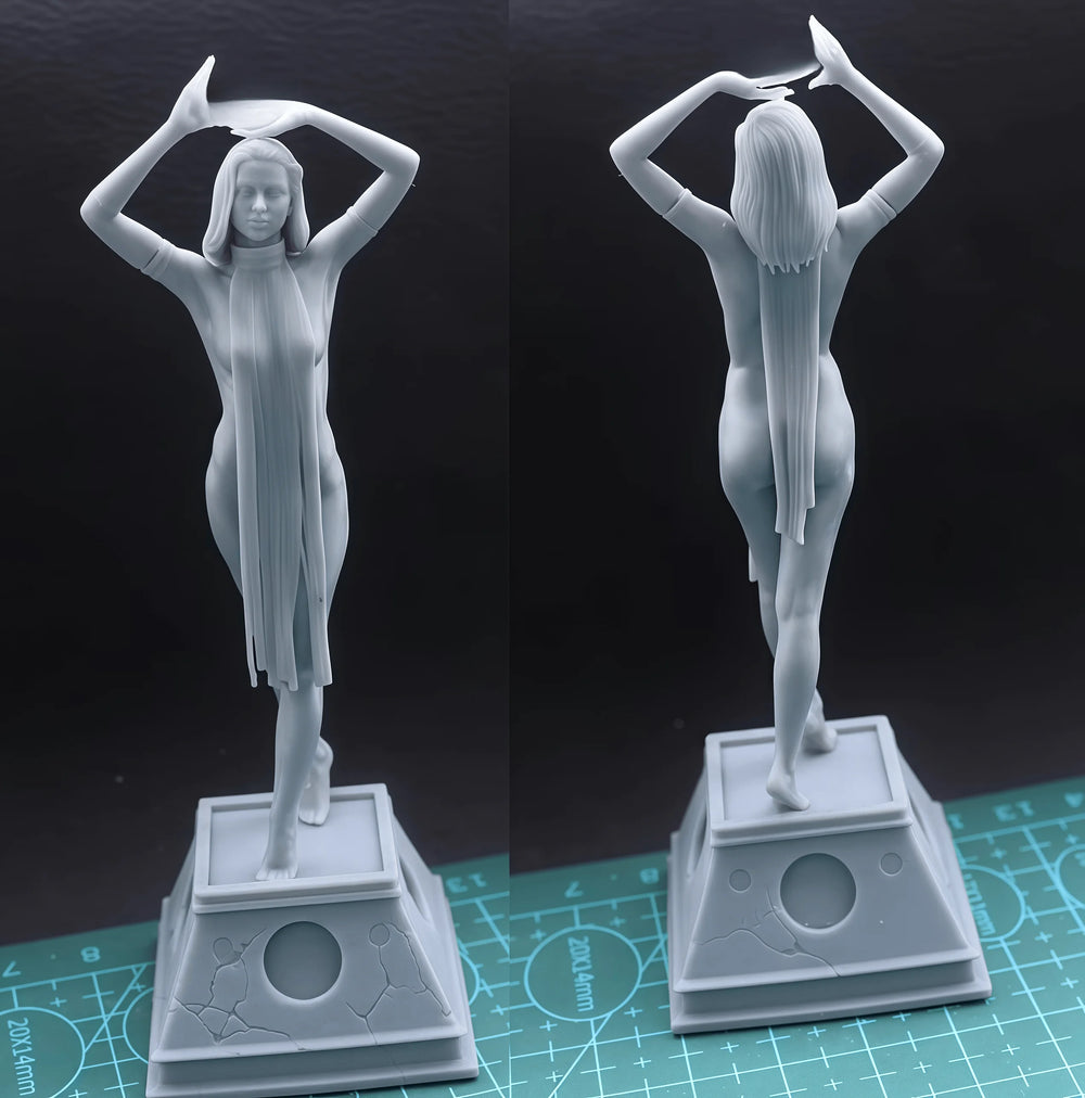 1/18 Fantasy Queen, Resin Model Figure Kit, Unassembled and Unpainted