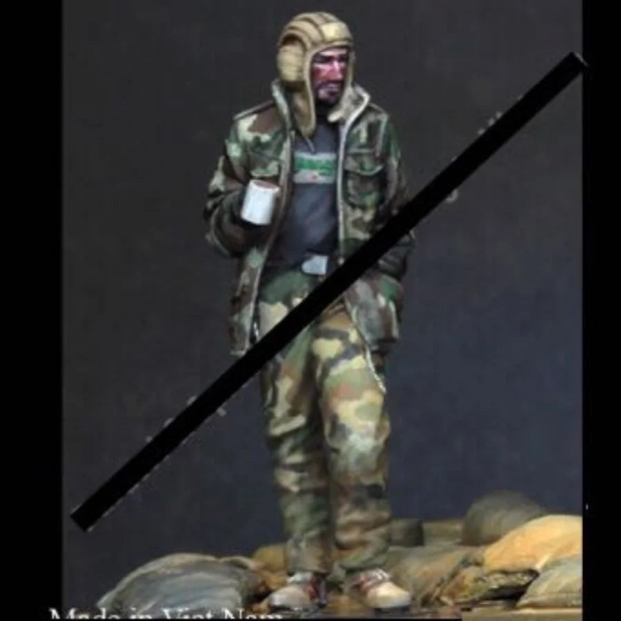 1/35 Modern Tactical Soldier in Head Wrap, Resin Model Figure Kit, Unassembled and Unpainted