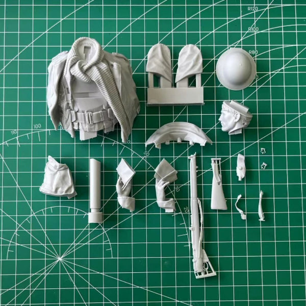 1/10 WWI British Soldier Reading Letter, Resin Model Bust Kit, Unassembled and Unpainted