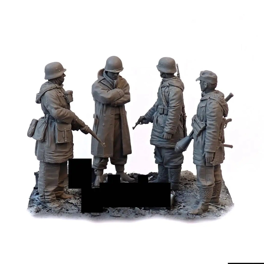 1/35 WWII German Officers with Map and Binoculars, 4 Figures, Resin Model Figure Kit, Unassembled and Unpainted