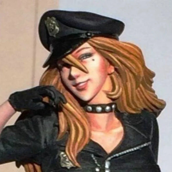 1/20 Female Police Officer, Resin Model Bust Kit, Unassembled and Unpainted