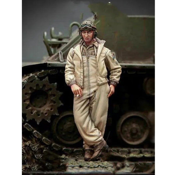 1/35 WWII German Tank Crew Soldier, Resin Model Figure Kit, Unassembled and Unpainted