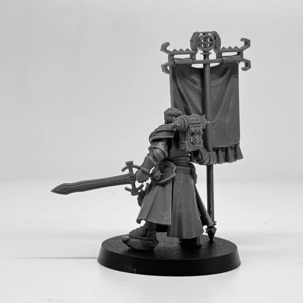 Vodalites Flag Bearer Warrior, Resin Model Figure Kit, Fantasy Theme, Unassembled and Unpainted