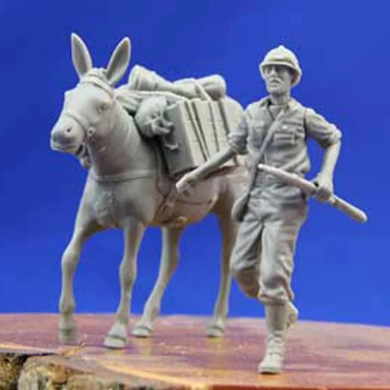 1/35 WWI Infantry with Pack Donkeys, 3 Figures, Resin Model Figure Kit, Unassembled and Unpainted