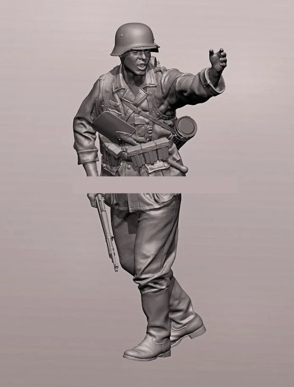1/16 WWII German Infantryman Charging with Rifle, Resin Model Figure Kit, Unassembled and Unpainted