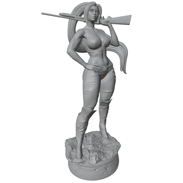 1/24 Female Warrior with Rifle and Braided Hair, Resin Model Figure Kit, Fantasy Theme, Unassembled and Unpainted