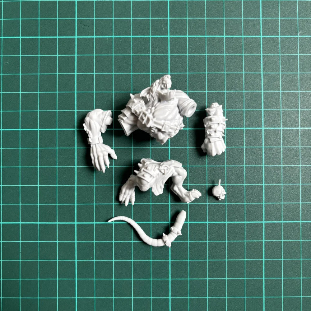 28mm Rat Monster Warrior, Resin Model Figure Kit, Fantasy Theme, Unassembled and Unpainted