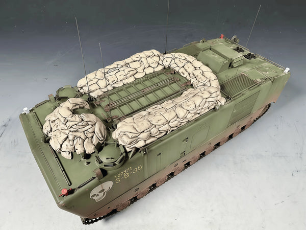1/35 Cold War Soviet Amphibious Vehicle, Resin Model Vehicle Kit, Unassembled and Unpainted