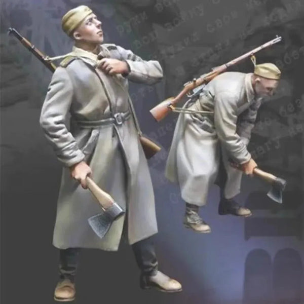 1/35 WWII Soviet Soldier Pair, 2 Figures, Resin Model Figure Kit, Unassembled and Unpainted