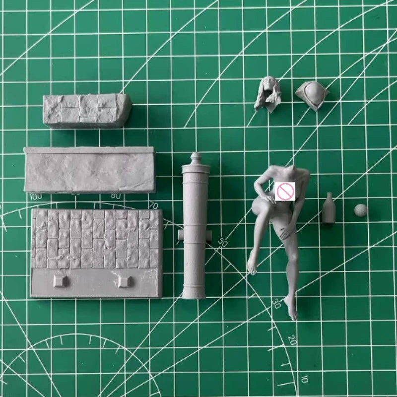 1/24 Pirate Girl, Resin Model Figure Kit, Unassembled and Unpainted