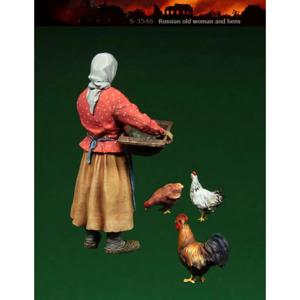 1/35 Russian Peasant Woman with Hens, 4 Figures, Resin Model Figure Kit, Historical Theme, Unassembled and Unpainted