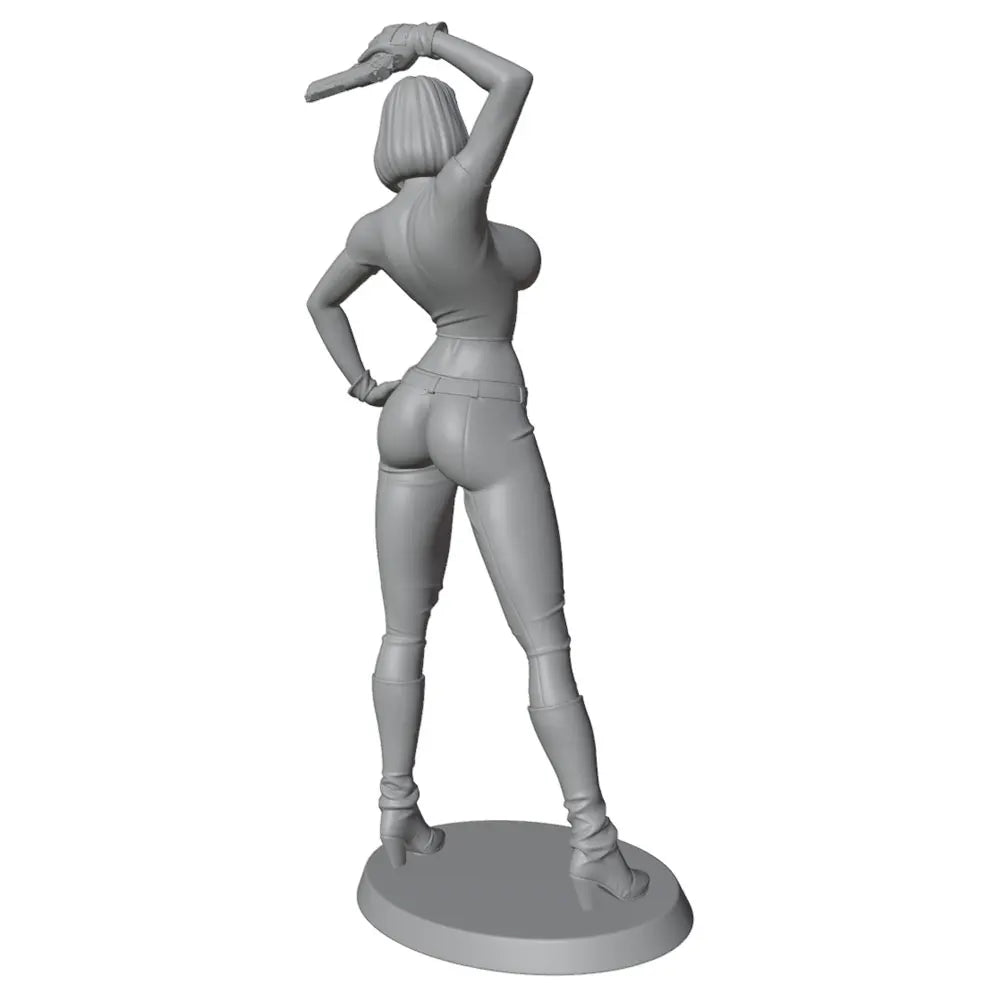 1/24 Barbarian Woman with Raised Battle Axe, Resin Model Figure Kit, Fantasy Theme, Unassembled and Unpainted