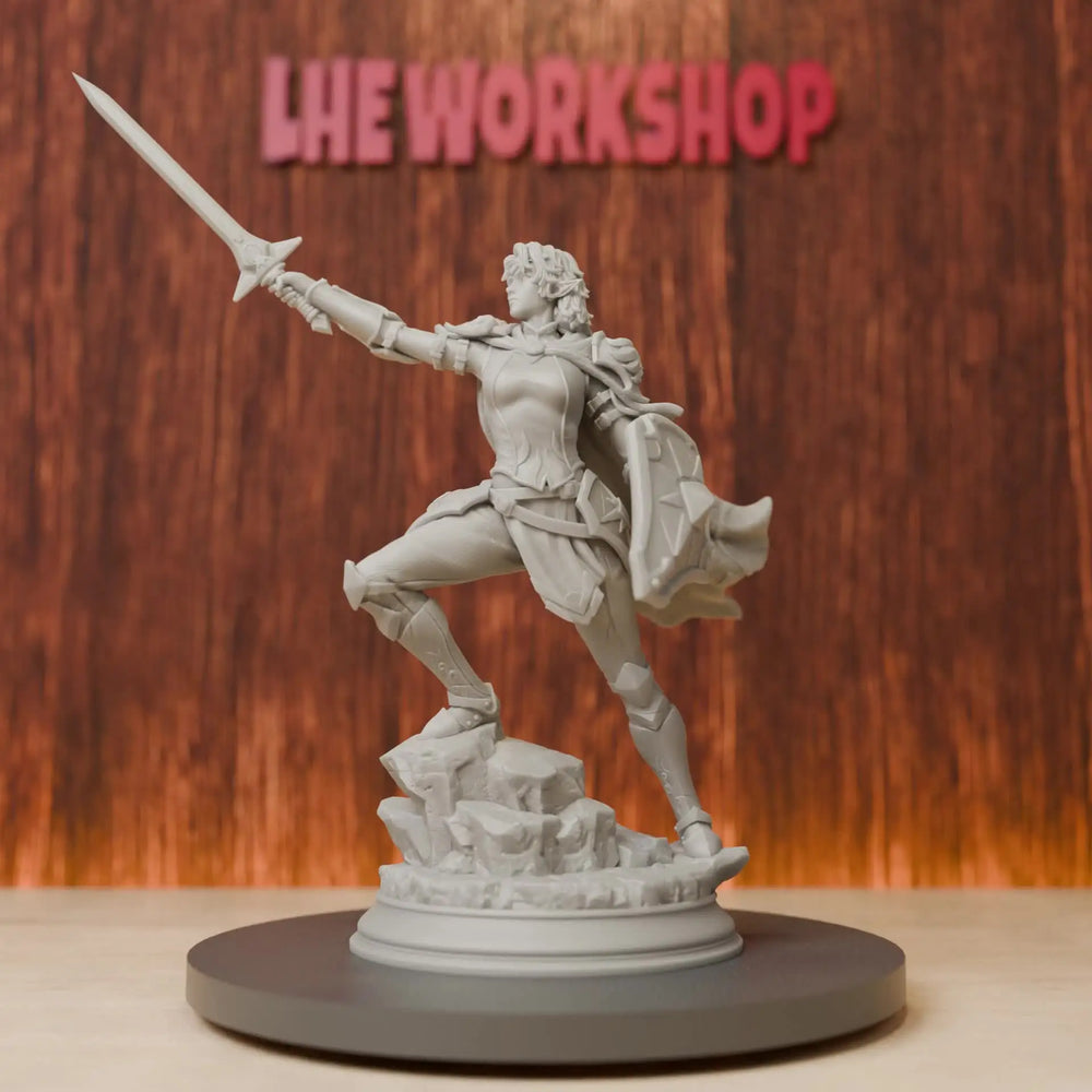 75mm Female Paladin of the Sun, Resin Model Figure Kit, Fantasy Theme, Unassembled and Unpainted